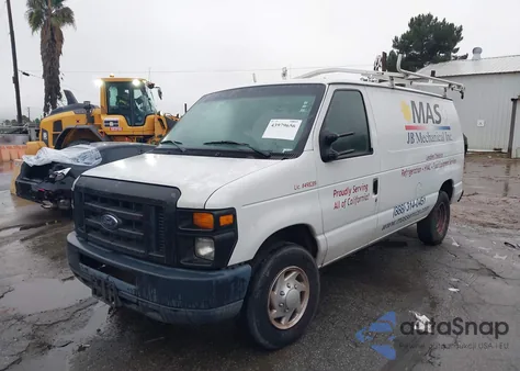 2012 Ford Econoline E250 Van z USA, uszkodzony, nr VIN 1FTNE2EW8CDA53333